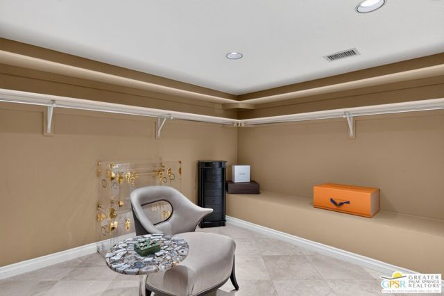 216 Kavenish Drive, Rancho Mirage, CA 92270