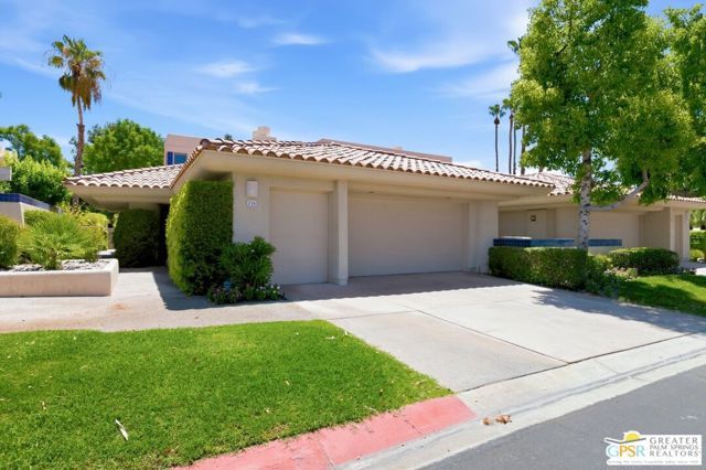 216 Kavenish Drive, Rancho Mirage, CA 92270