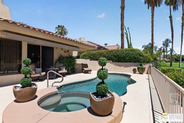 216 Kavenish Drive, Rancho Mirage, CA 92270
