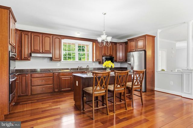 4570 HAWTHORNE RD, Indian Head, MD 20640