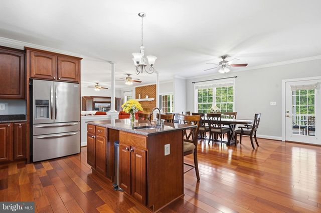 4570 HAWTHORNE RD, Indian Head, MD 20640