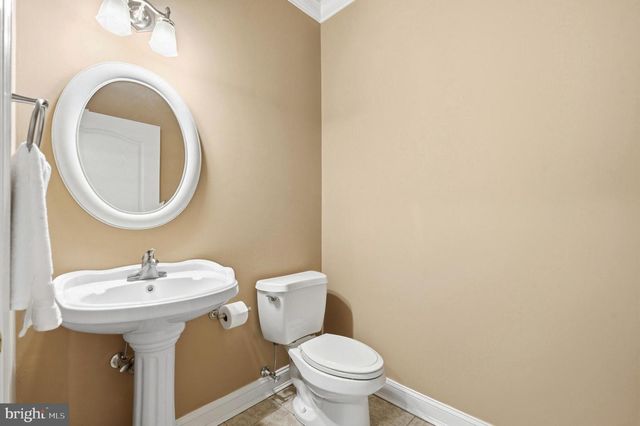 4570 HAWTHORNE RD, Indian Head, MD 20640