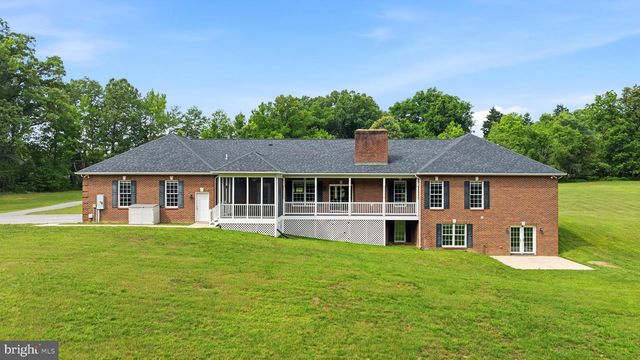 4570 HAWTHORNE RD, Indian Head, MD 20640