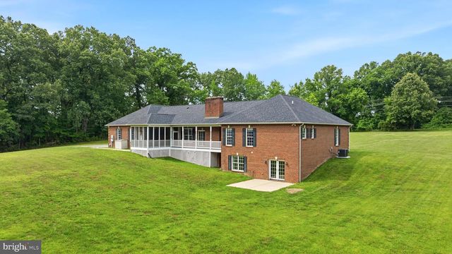 4570 HAWTHORNE RD, Indian Head, MD 20640