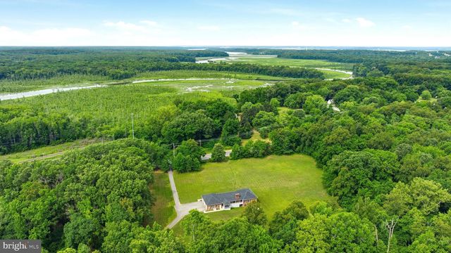 4570 HAWTHORNE RD, Indian Head, MD 20640