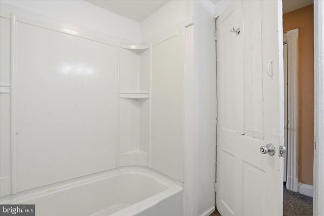 813-815 W WASHINGTON, Hagerstown, MD 21740