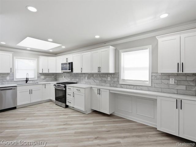 1112 Millard Avenue, Royal Oak, MI 48073