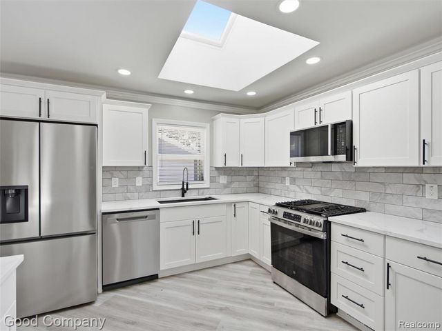 1112 Millard Avenue, Royal Oak, MI 48073