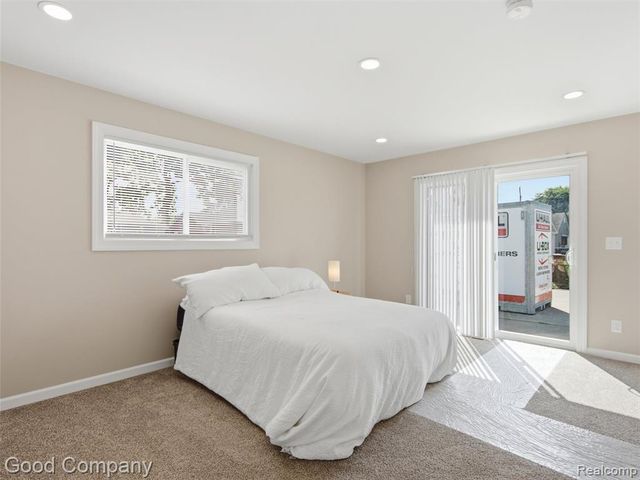 1112 Millard Avenue, Royal Oak, MI 48073