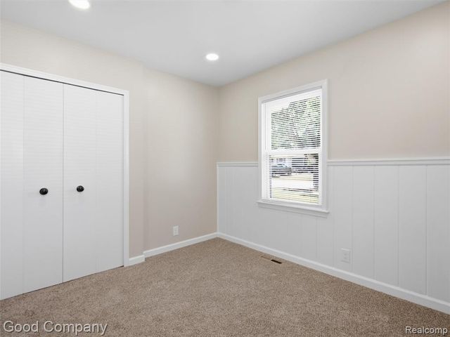 1112 Millard Avenue, Royal Oak, MI 48073