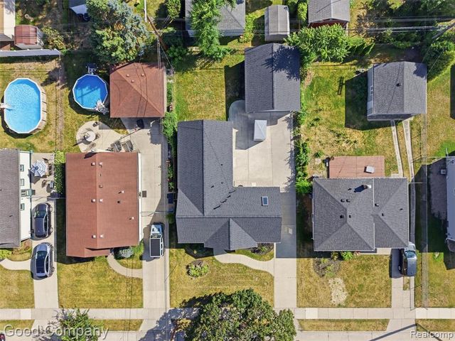 1112 Millard Avenue, Royal Oak, MI 48073