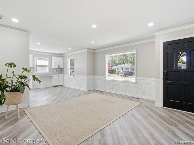 1112 Millard Avenue, Royal Oak, MI 48073