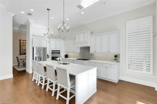 28864 Blaisdell DR, Naples, FL 34119