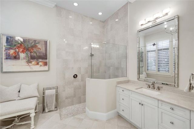 28864 Blaisdell DR, Naples, FL 34119