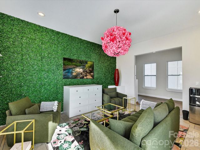 4987 Wildlife Lane, Sherrills Ford, NC 28673