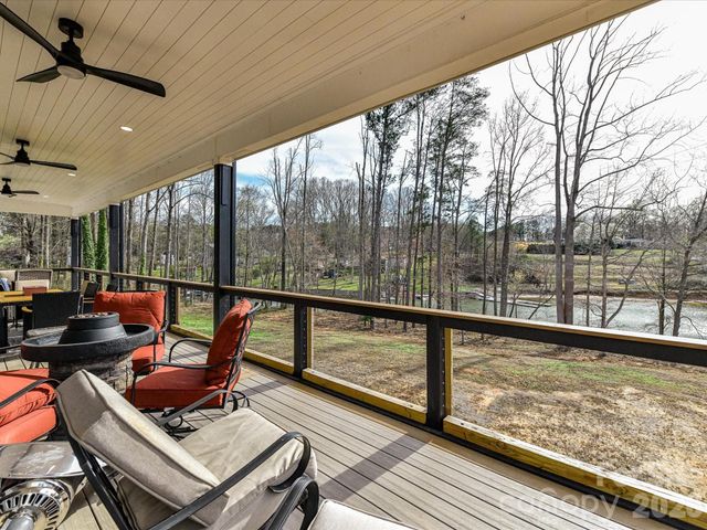 4987 Wildlife Lane, Sherrills Ford, NC 28673