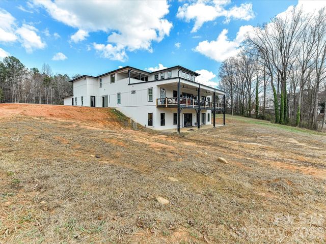 4987 Wildlife Lane, Sherrills Ford, NC 28673