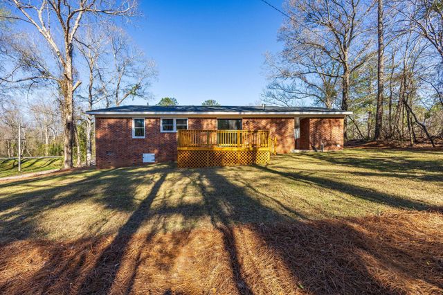 5513 NE Columbia Road, Orangeburg, SC 29118