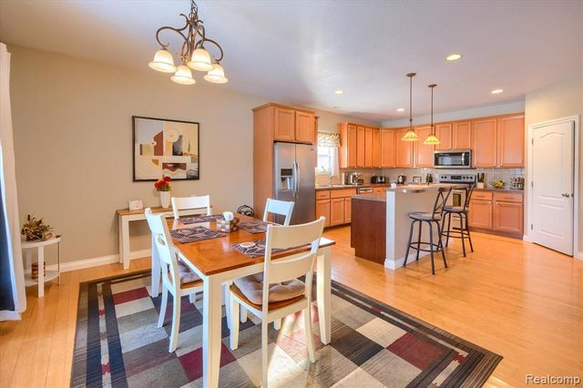 2474 Lonesome Dove Trail, Lapeer, MI 48446