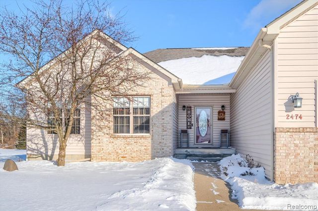 2474 Lonesome Dove Trail, Lapeer, MI 48446