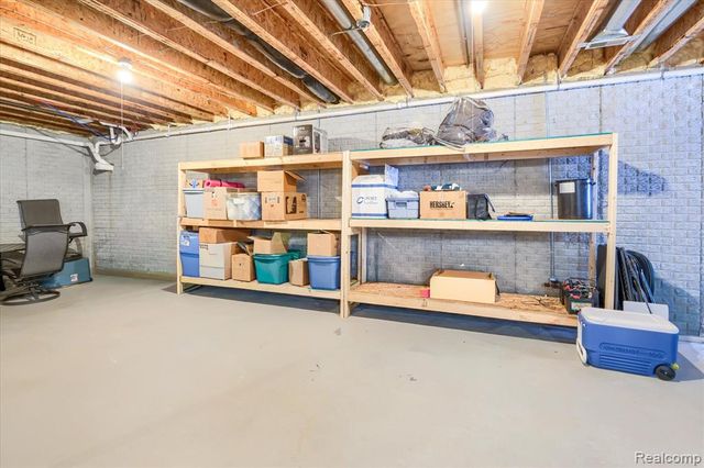 2474 Lonesome Dove Trail, Lapeer, MI 48446