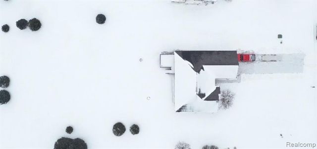 2474 Lonesome Dove Trail, Lapeer, MI 48446