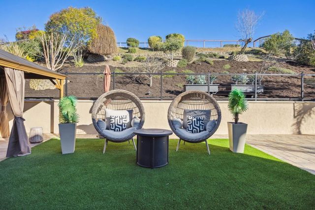 28828 Bailey Ranch Rd, Hayward, CA 94542