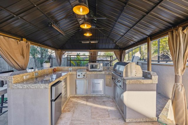 28828 Bailey Ranch Rd, Hayward, CA 94542