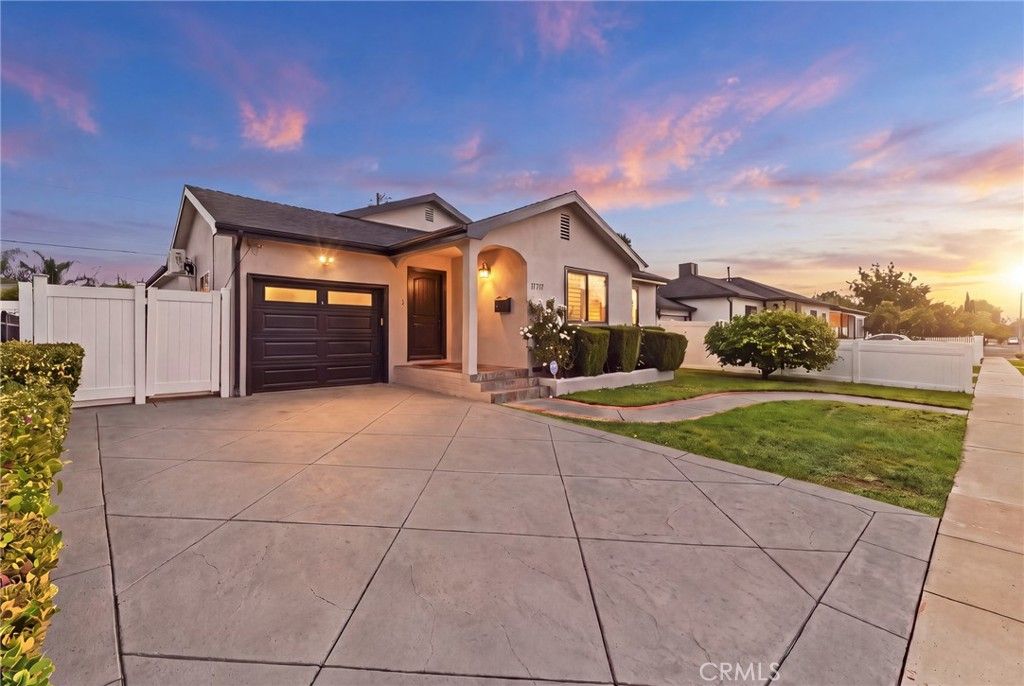 17717 Miranda, Encino, CA 91316 — exterior