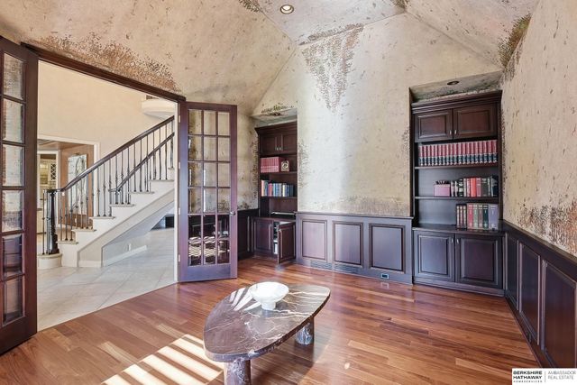 13804 Cuming Street, Omaha, NE 68154