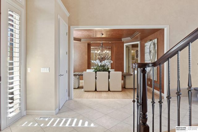 13804 Cuming Street, Omaha, NE 68154