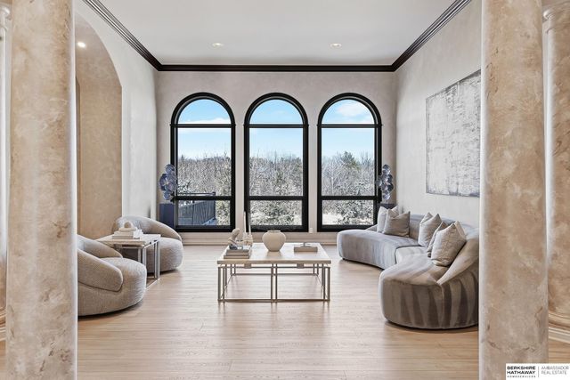 13804 Cuming Street, Omaha, NE 68154