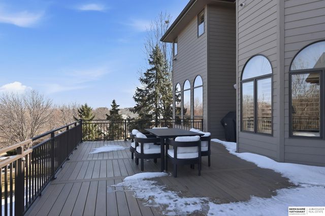 13804 Cuming Street, Omaha, NE 68154