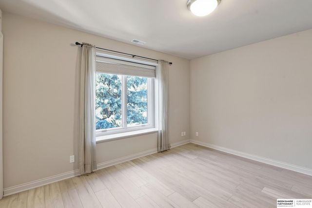 13804 Cuming Street, Omaha, NE 68154