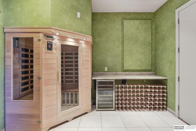 13804 Cuming Street, Omaha, NE 68154