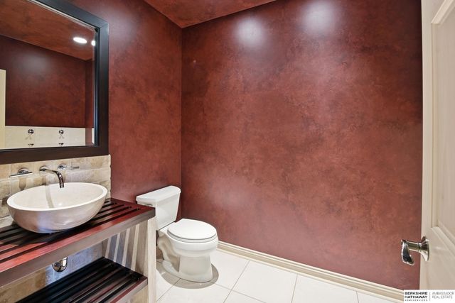 13804 Cuming Street, Omaha, NE 68154