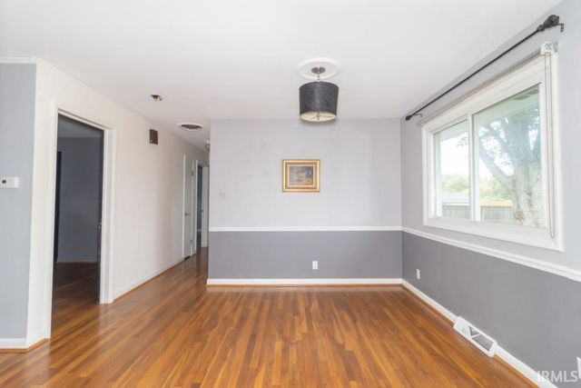 732 E County Road 300 S, New Castle, IN 47362