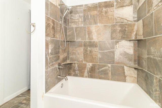 732 E County Road 300 S, New Castle, IN 47362