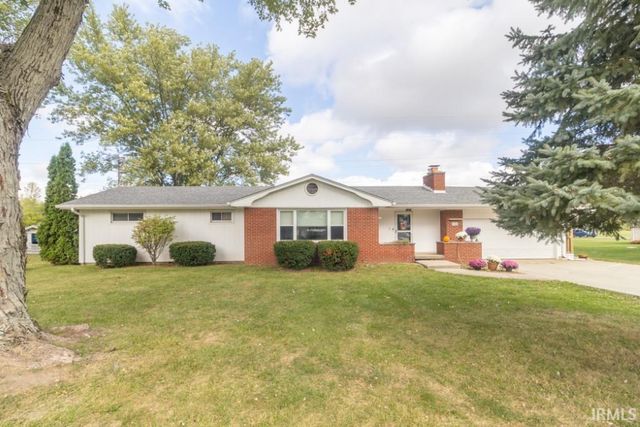 732 E County Road 300 S, New Castle, IN 47362