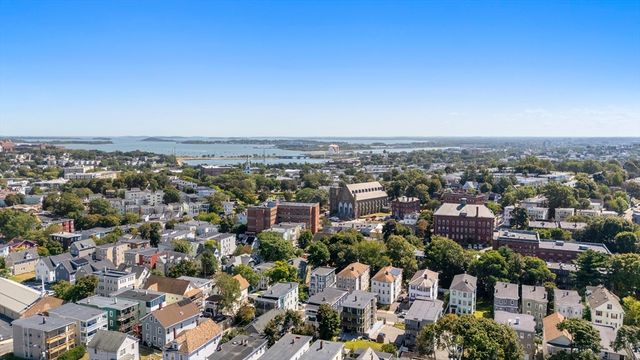 60 Stanley St 302, Boston, MA 02125