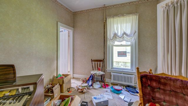 19 S Melcher Street, Johnstown, NY 12095
