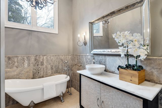 1025 TIMBERLAKE DR E, Unincorporated, TN 38018