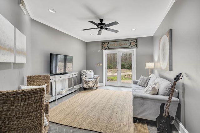 1025 TIMBERLAKE DR E, Unincorporated, TN 38018