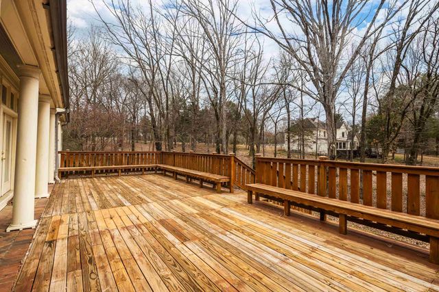 1025 TIMBERLAKE DR E, Unincorporated, TN 38018