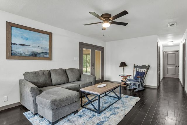 611 Cain Street, Lake Dallas, TX 75065