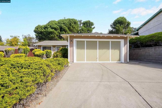 2506 Henry Ave, Pinole, CA 94564