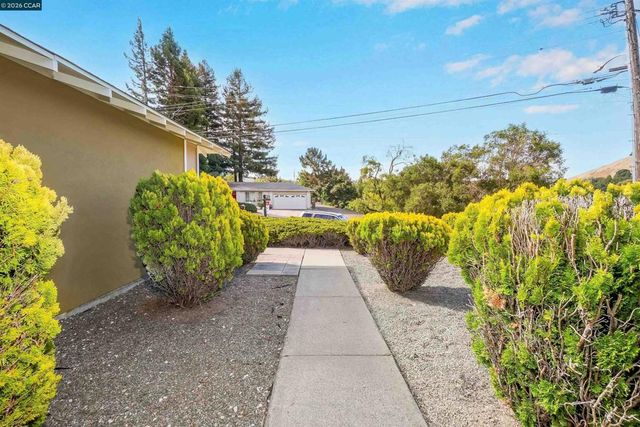 2506 Henry Ave, Pinole, CA 94564