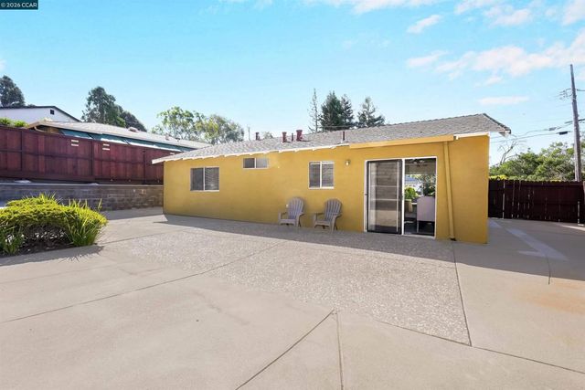 2506 Henry Ave, Pinole, CA 94564