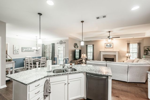 1170 Cavaletti Cir, W, Gallatin, TN 37066