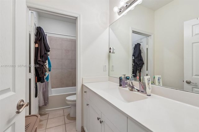 10594 W 35th Ln, Hialeah, FL 33018